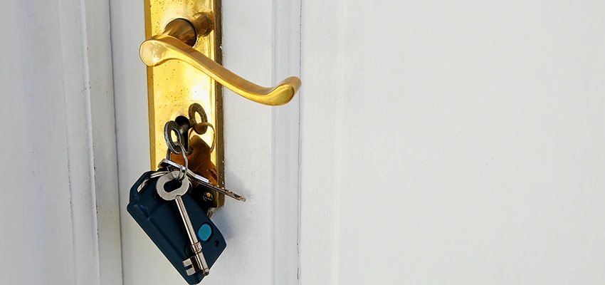 Broken Door Key Extraction in Duarte, CA